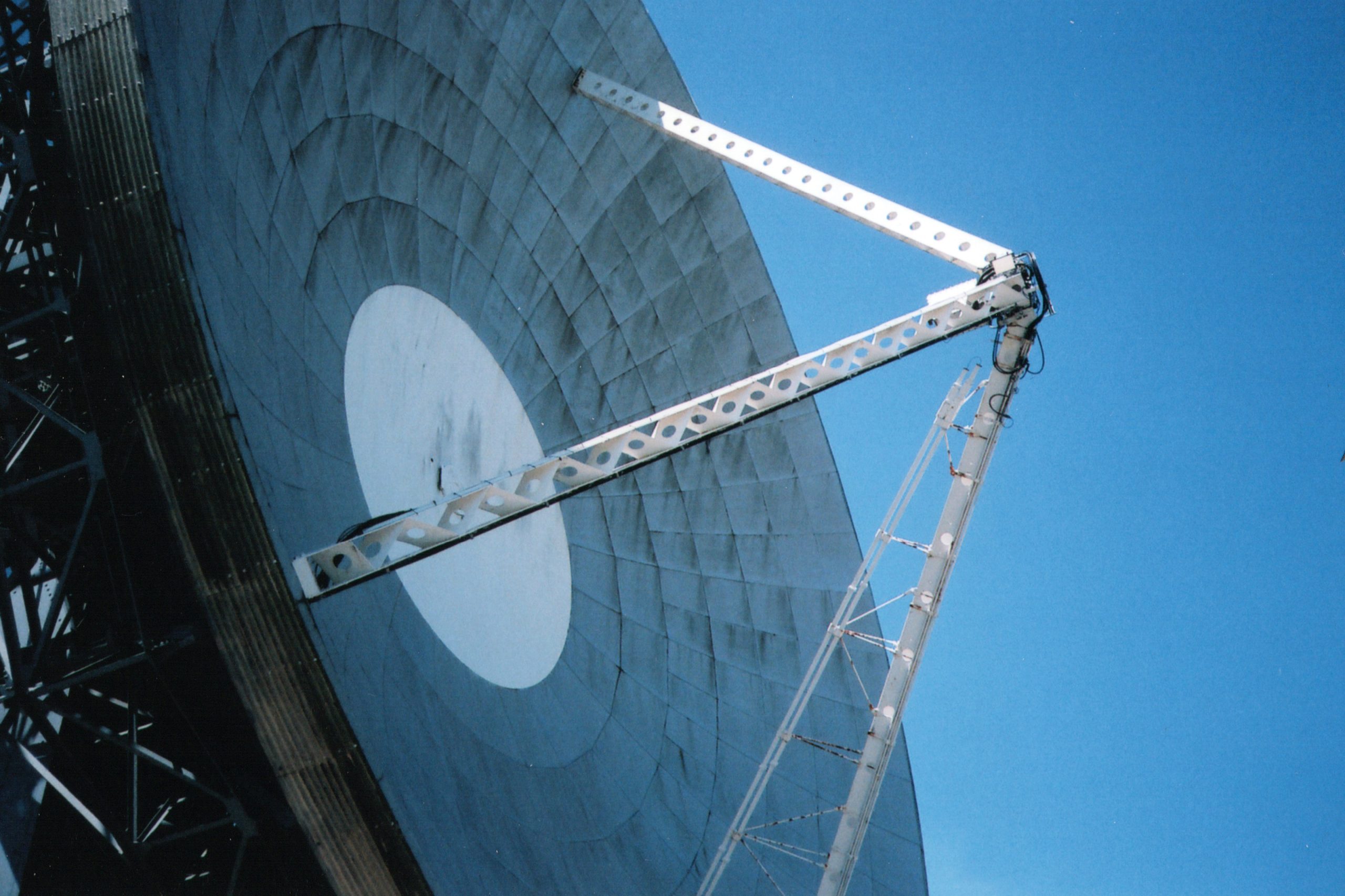 Image of radio telescope at Goonhilly Downs.